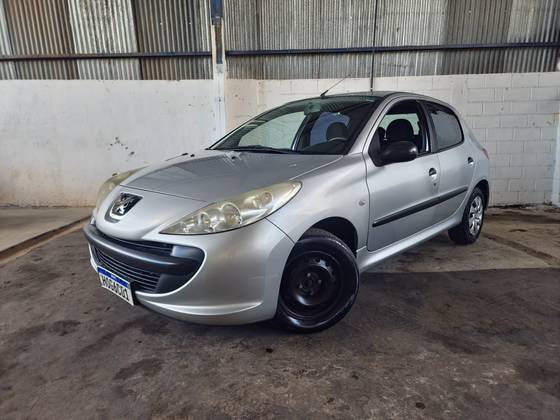 PEUGEOT 207 1.4 X-LINE 8V FLEX 4P MANUAL PEUGEOT 207 1.4 X-LINE 8V FLEX 4P MANUAL